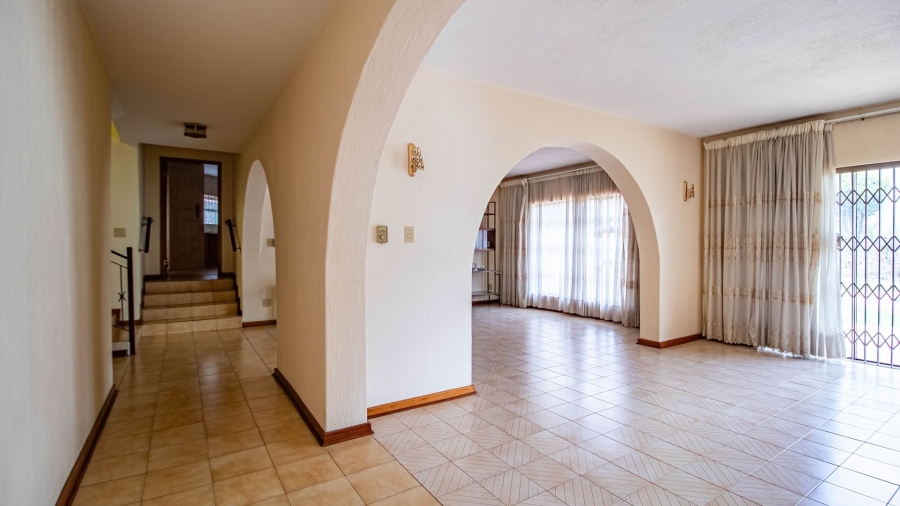 5 Bedroom Property for Sale in Bruma Gauteng