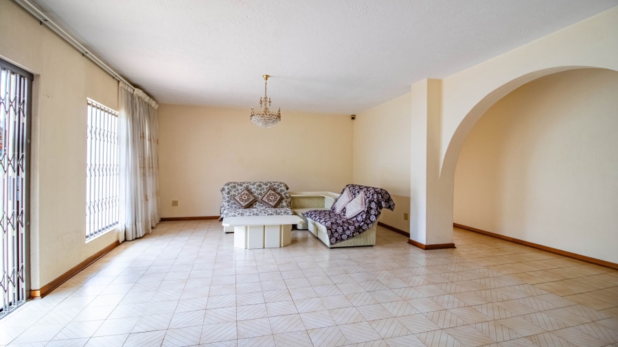 5 Bedroom Property for Sale in Bruma Gauteng