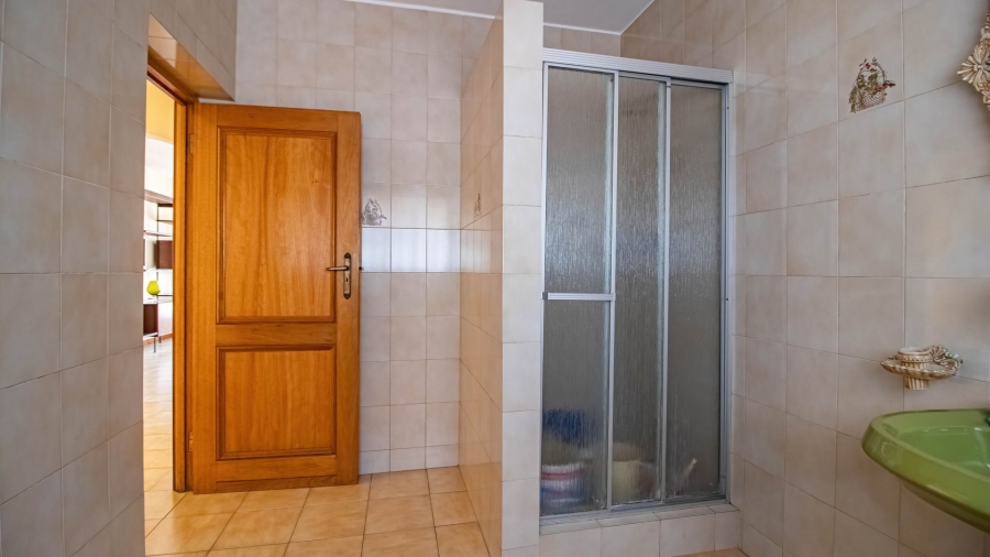 5 Bedroom Property for Sale in Bruma Gauteng