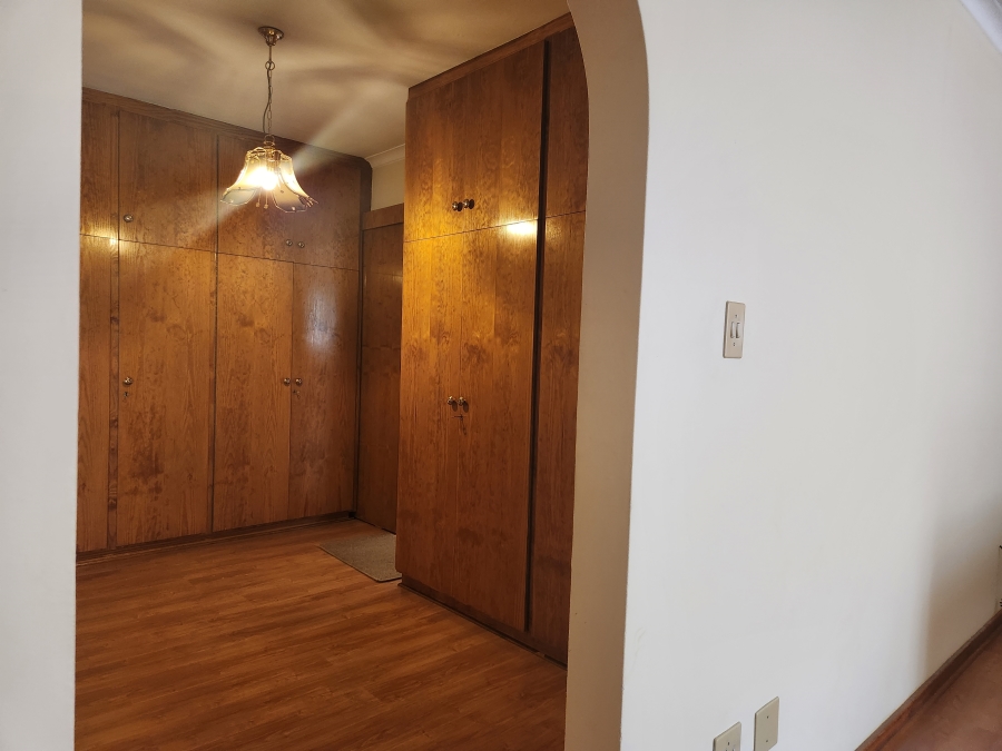 5 Bedroom Property for Sale in Bruma Gauteng