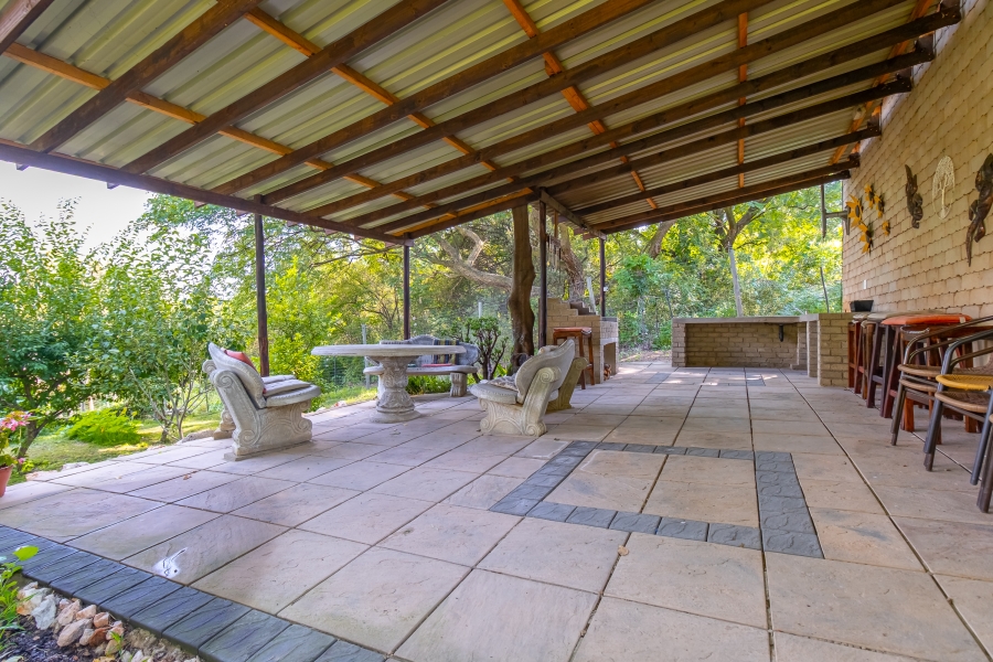 18 Bedroom Property for Sale in Lanseria Gauteng