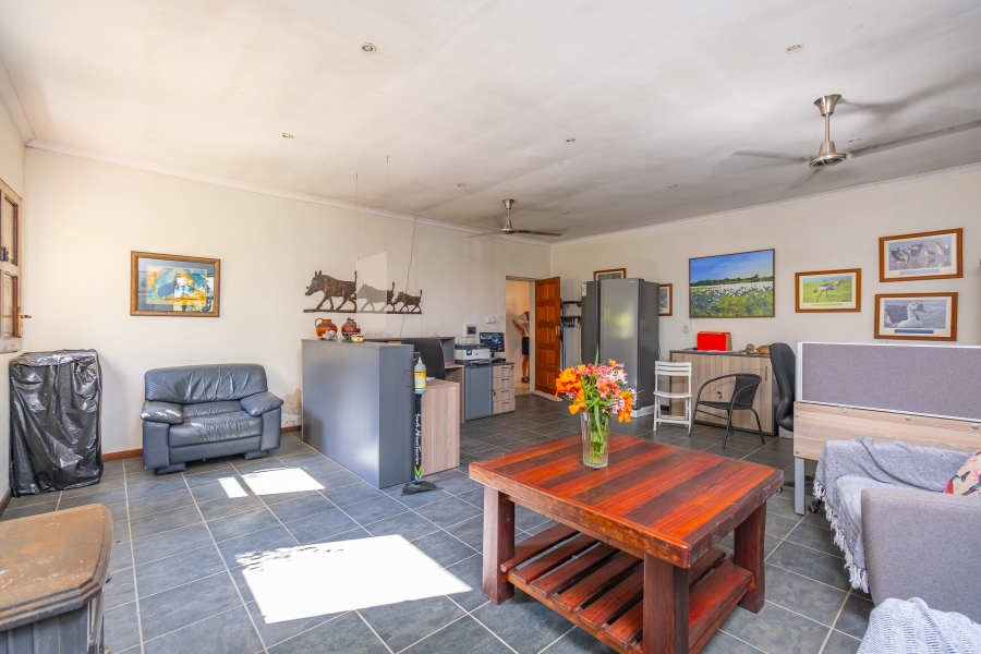 18 Bedroom Property for Sale in Lanseria Gauteng