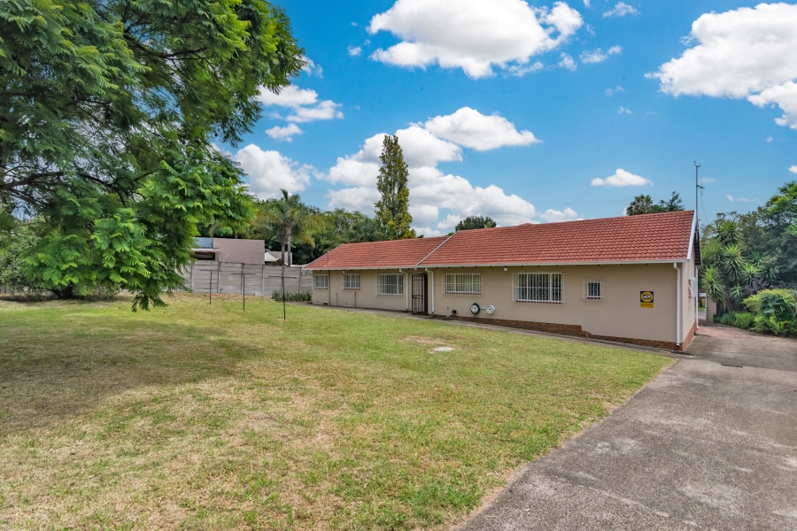 3 Bedroom Property for Sale in Magaliessig Gauteng