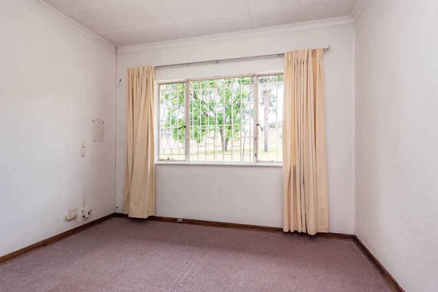 3 Bedroom Property for Sale in Magaliessig Gauteng