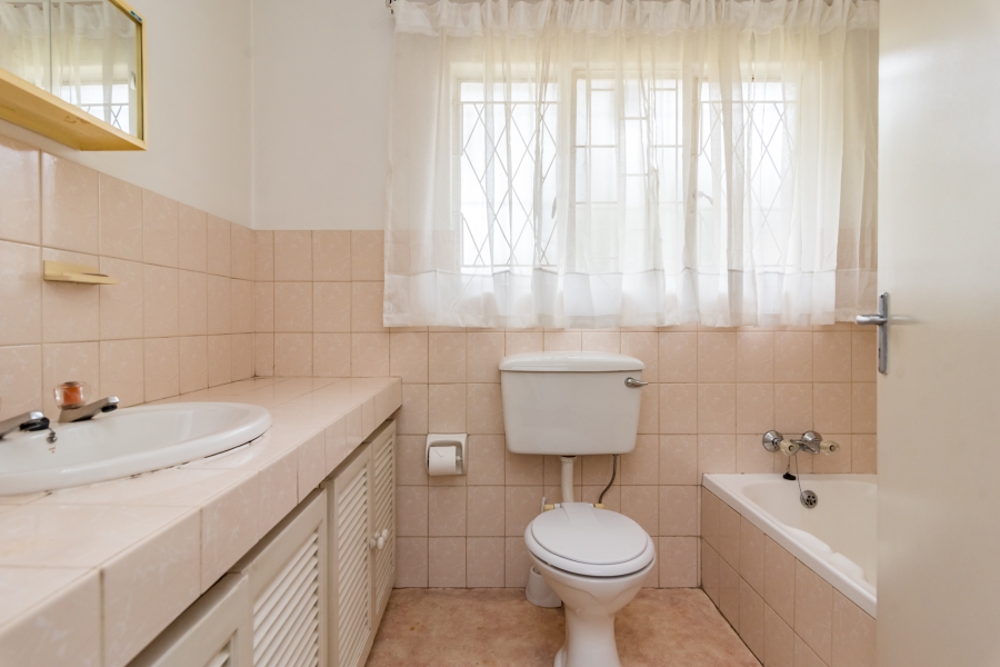 3 Bedroom Property for Sale in Magaliessig Gauteng