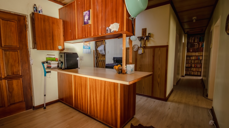 4 Bedroom Property for Sale in Garsfontein Gauteng