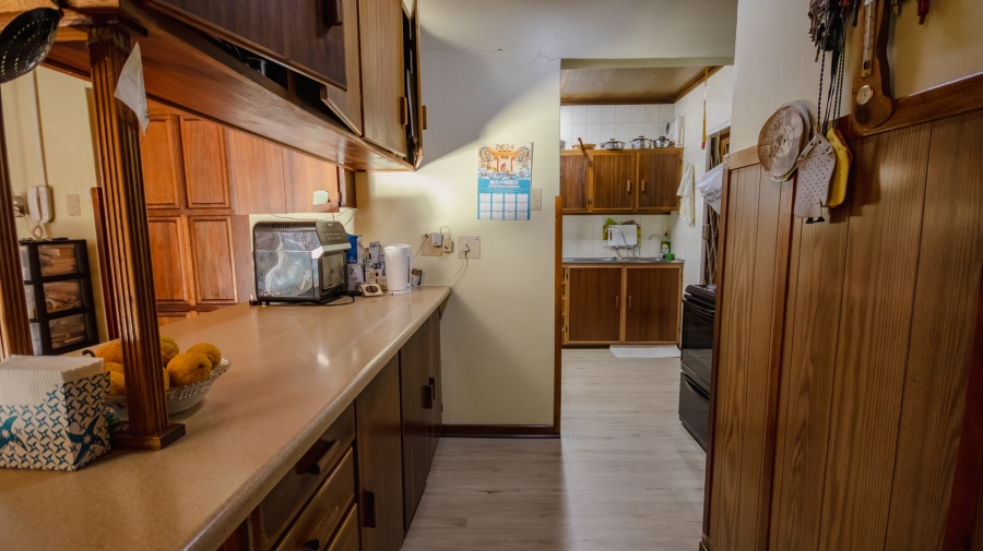 4 Bedroom Property for Sale in Garsfontein Gauteng