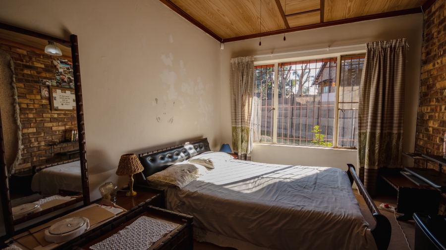 4 Bedroom Property for Sale in Garsfontein Gauteng