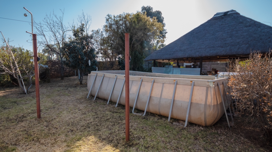4 Bedroom Property for Sale in Garsfontein Gauteng