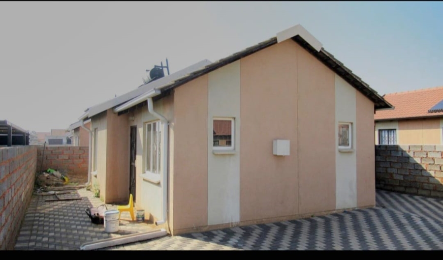 2 Bedroom Property for Sale in Windmill Park Gauteng