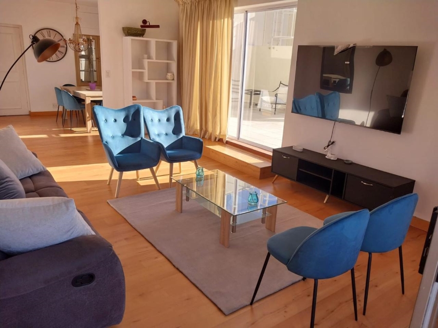 To Let 2 Bedroom Property for Rent in Sandhurst Gauteng