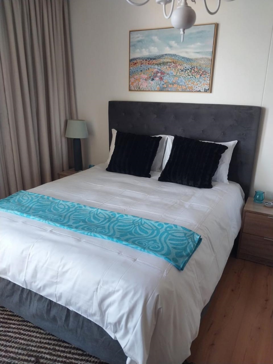 To Let 2 Bedroom Property for Rent in Sandhurst Gauteng