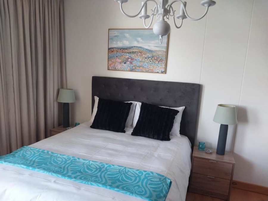 To Let 2 Bedroom Property for Rent in Sandhurst Gauteng
