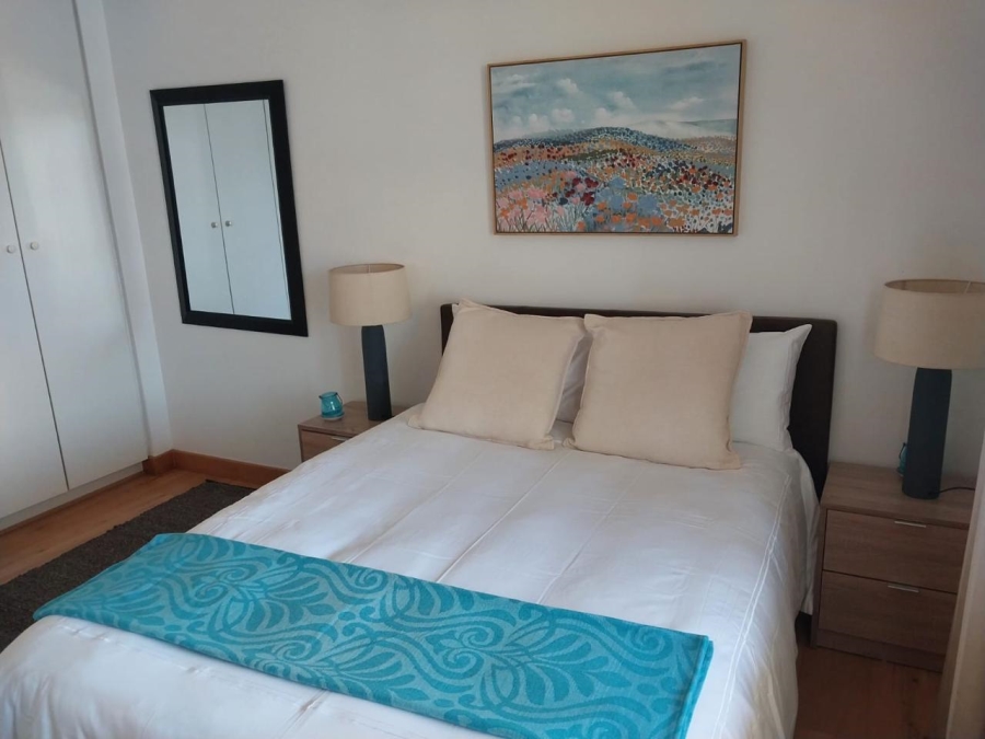 To Let 2 Bedroom Property for Rent in Sandhurst Gauteng