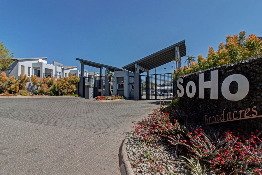 2 Bedroom Property for Sale in Broadacres Gauteng