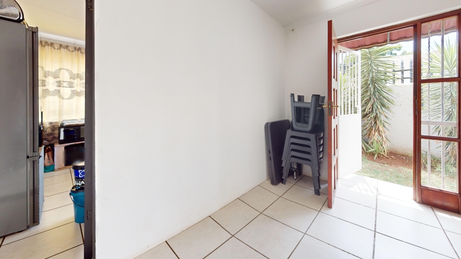 3 Bedroom Property for Sale in Dawnview Gauteng