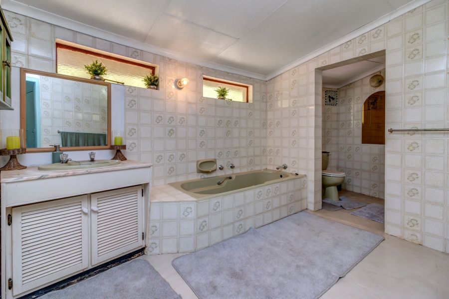 4 Bedroom Property for Sale in Millgate Farm AH Gauteng