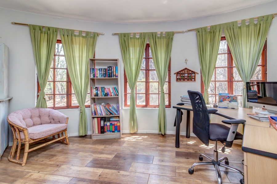 4 Bedroom Property for Sale in Millgate Farm AH Gauteng