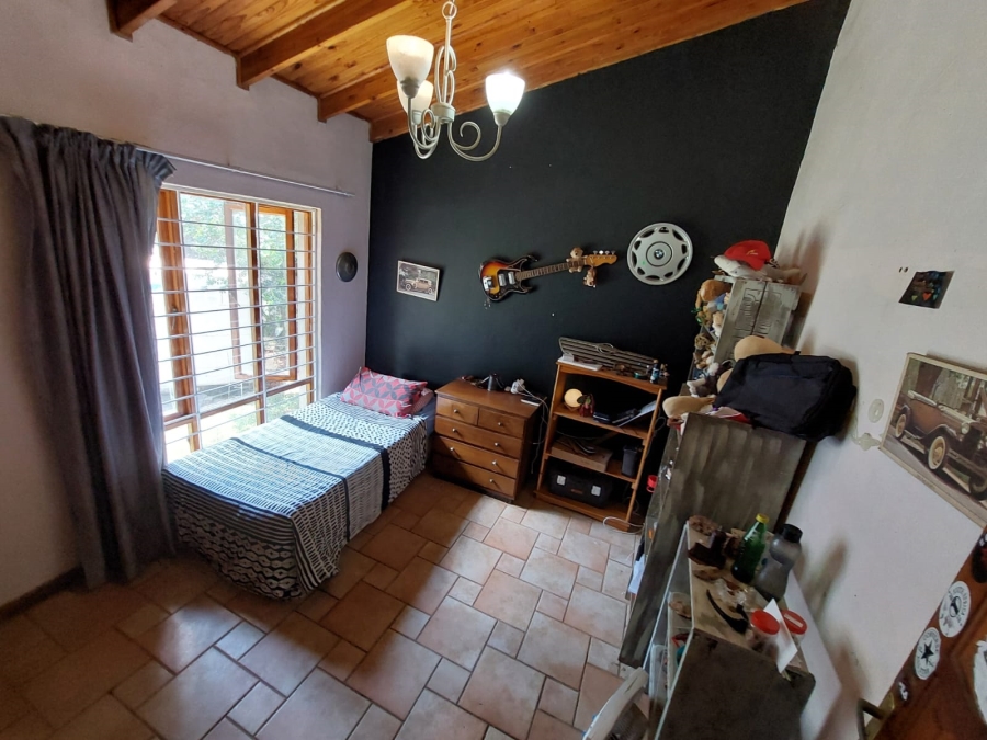 7 Bedroom Property for Sale in Florauna Gauteng