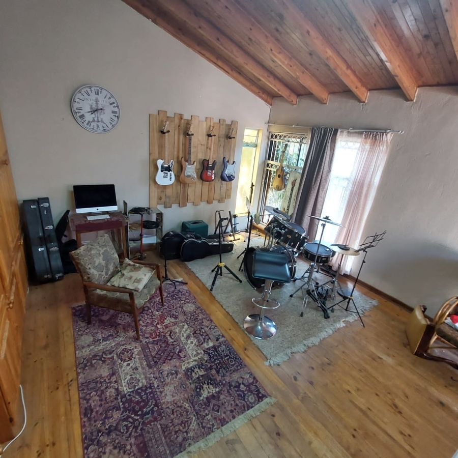 7 Bedroom Property for Sale in Florauna Gauteng