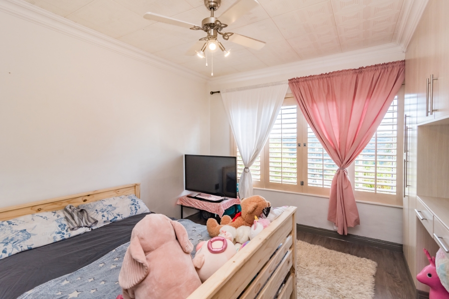 4 Bedroom Property for Sale in Wilro Park Gauteng