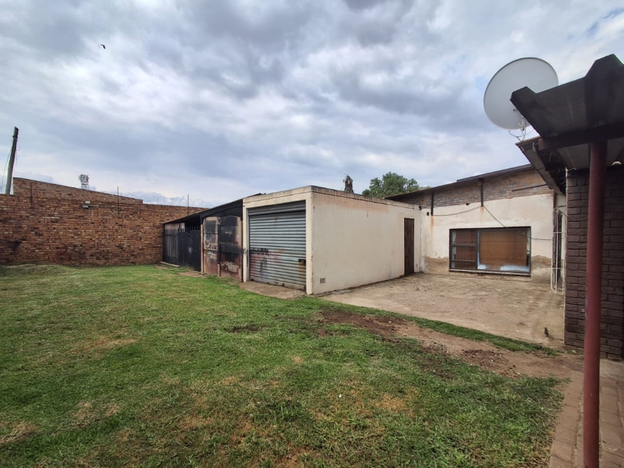 3 Bedroom Property for Sale in Cruywagenpark Gauteng