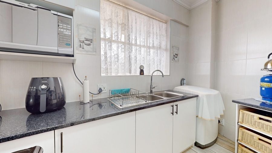 1 Bedroom Property for Sale in Lambton Gauteng