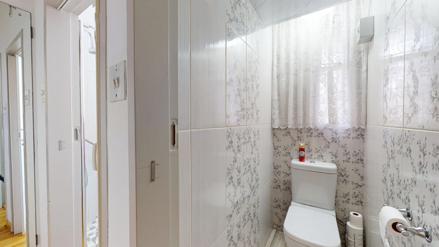 1 Bedroom Property for Sale in Lambton Gauteng