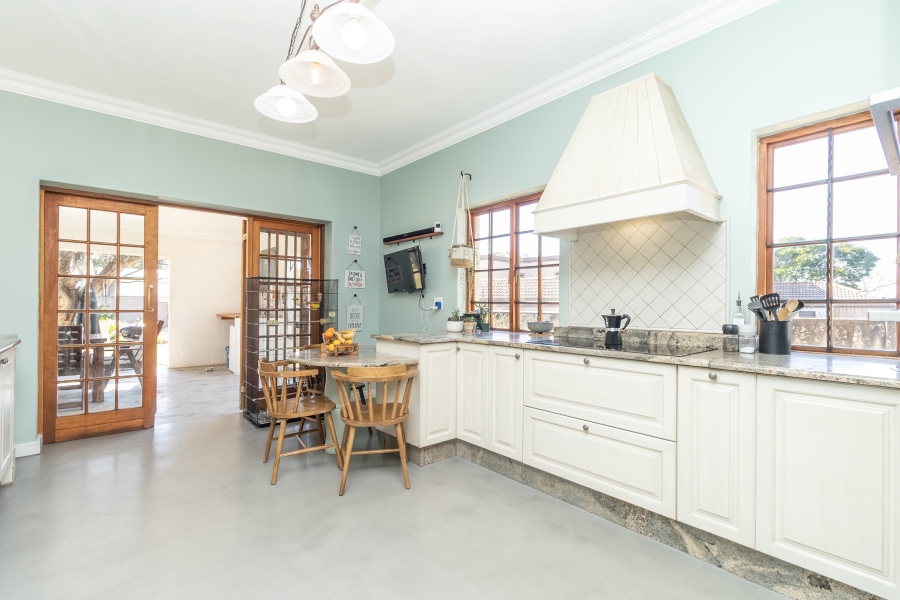 4 Bedroom Property for Sale in Bryanston Gauteng