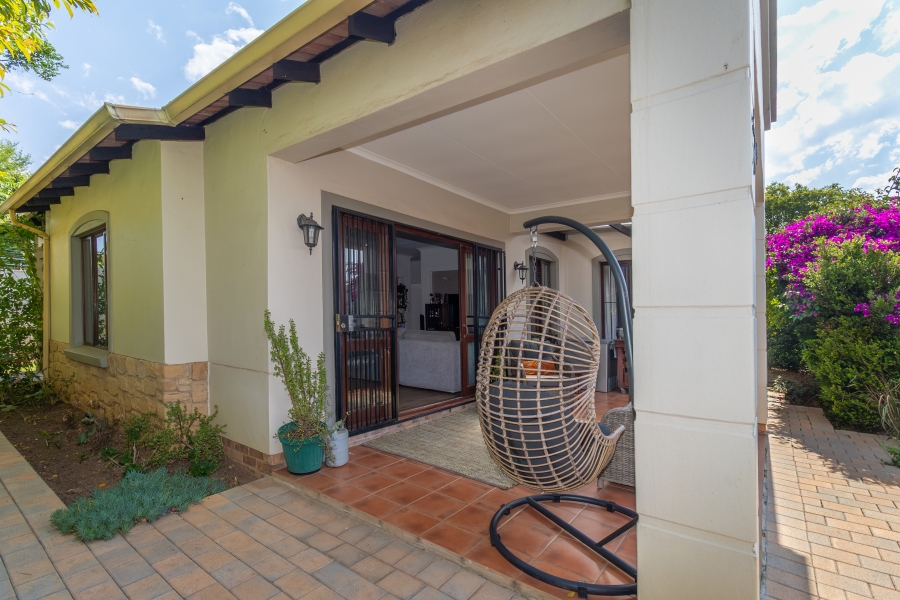 2 Bedroom Property for Sale in Paulshof Gauteng