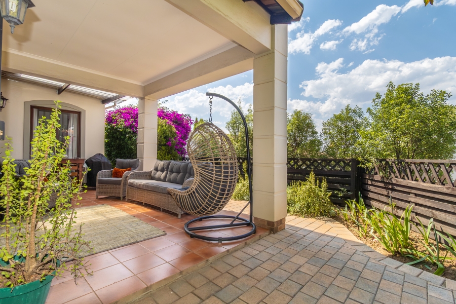 2 Bedroom Property for Sale in Paulshof Gauteng