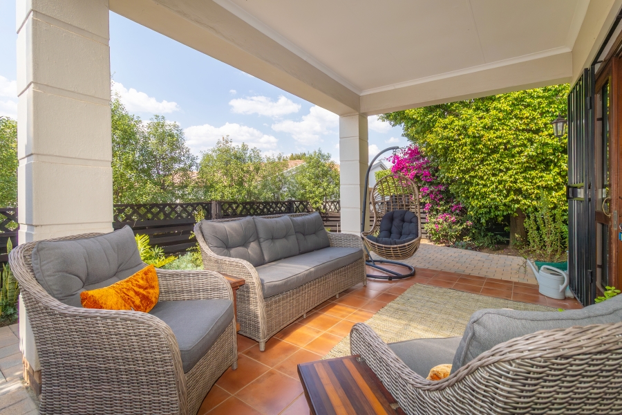 2 Bedroom Property for Sale in Paulshof Gauteng