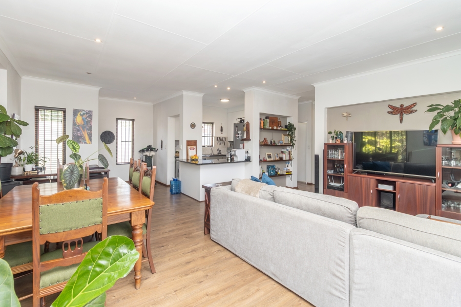 2 Bedroom Property for Sale in Paulshof Gauteng