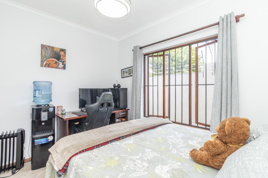 2 Bedroom Property for Sale in Paulshof Gauteng