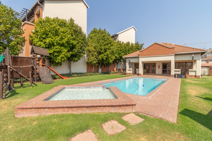 2 Bedroom Property for Sale in Paulshof Gauteng