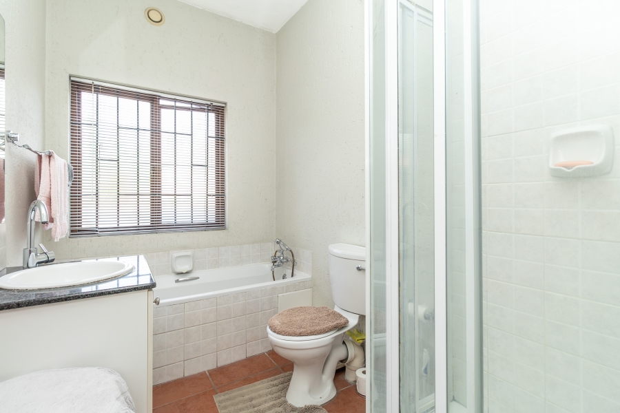 2 Bedroom Property for Sale in Paulshof Gauteng