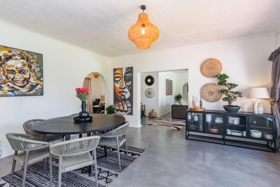 5 Bedroom Property for Sale in Magaliessig Gauteng