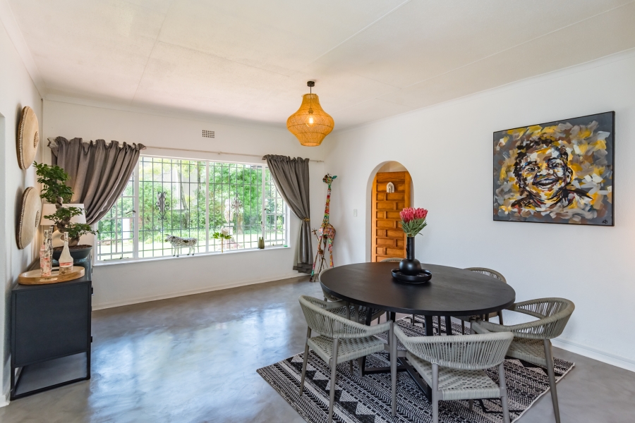 5 Bedroom Property for Sale in Magaliessig Gauteng