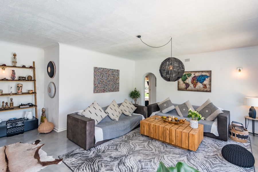 5 Bedroom Property for Sale in Magaliessig Gauteng