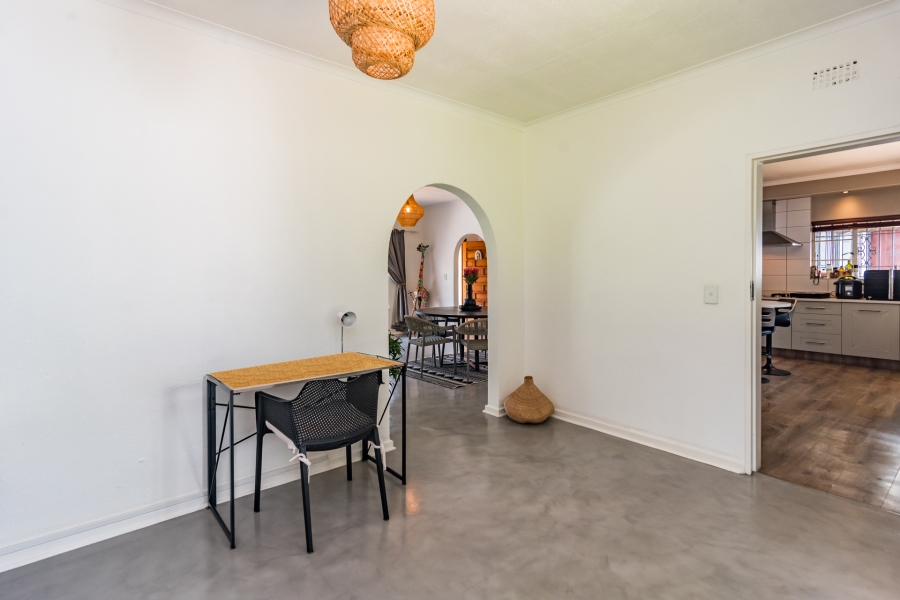 5 Bedroom Property for Sale in Magaliessig Gauteng