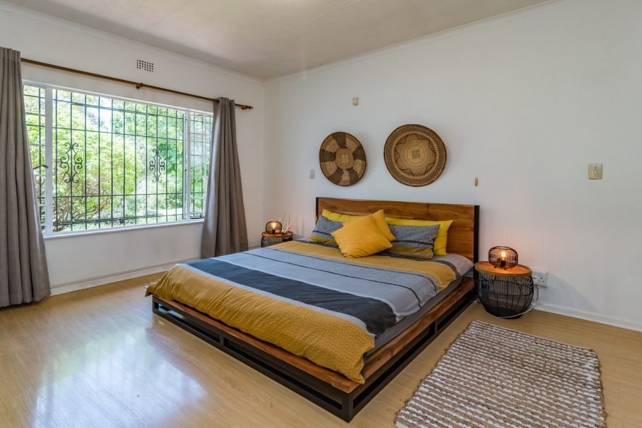 5 Bedroom Property for Sale in Magaliessig Gauteng