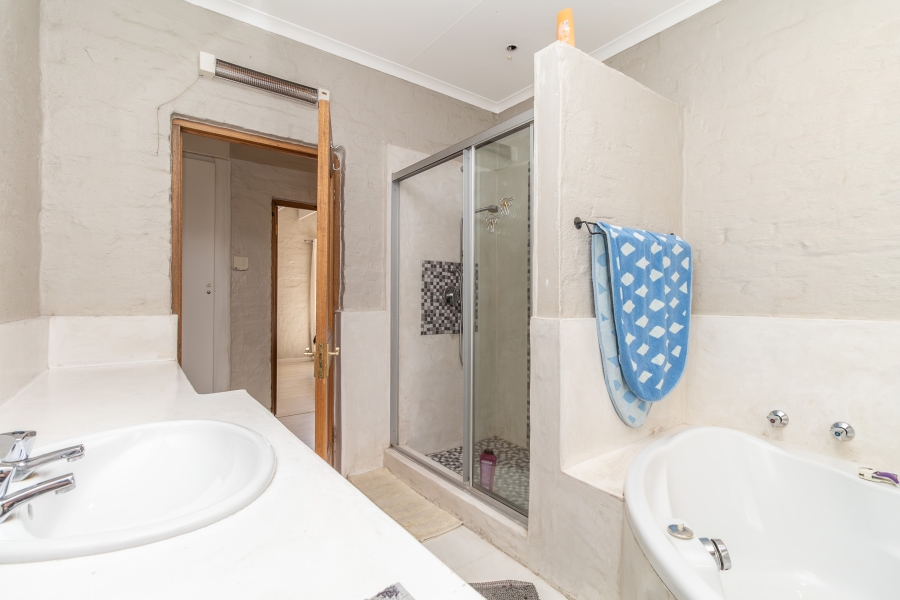 4 Bedroom Property for Sale in Paulshof Gauteng