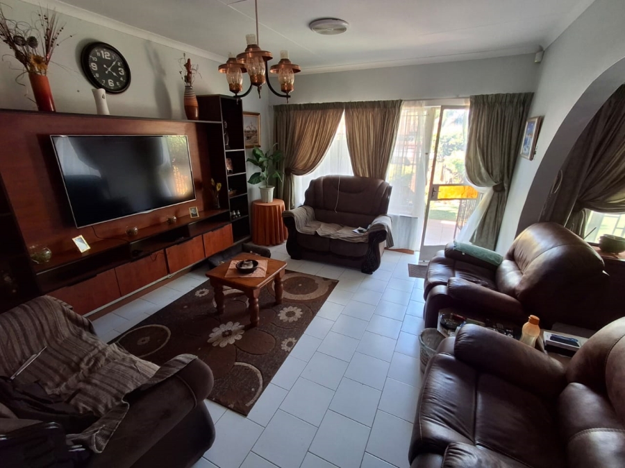 3 Bedroom Property for Sale in The Orchards Gauteng