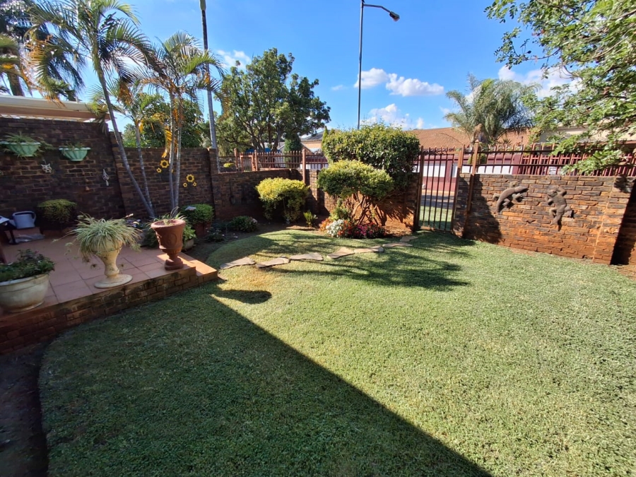 3 Bedroom Property for Sale in The Orchards Gauteng