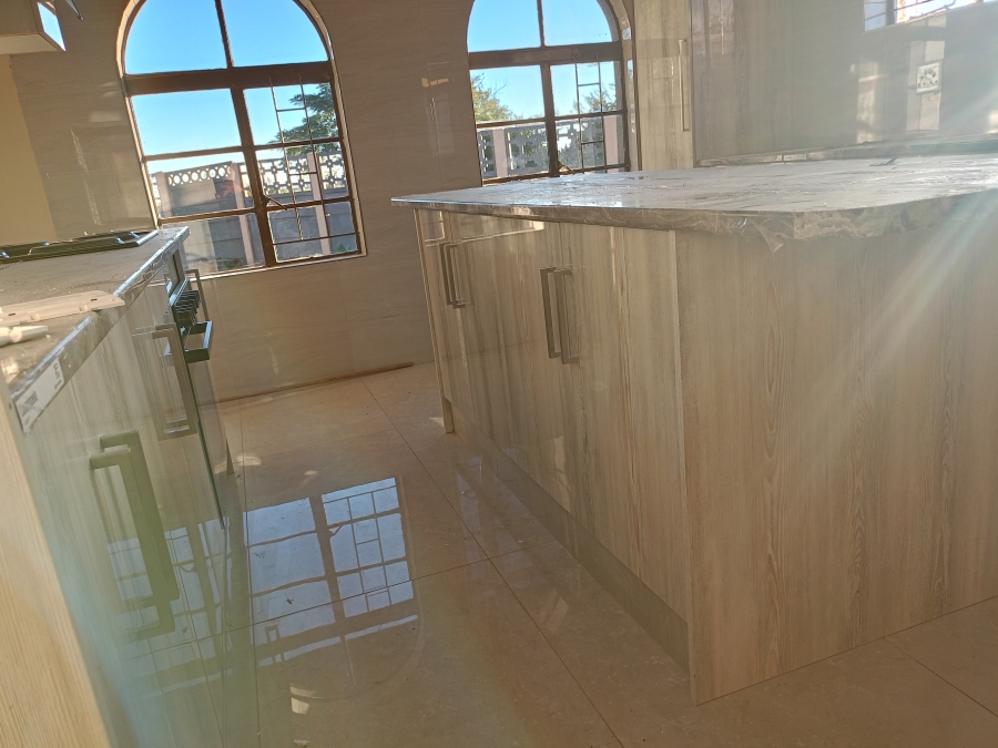 3 Bedroom Property for Sale in Sonland Park Gauteng