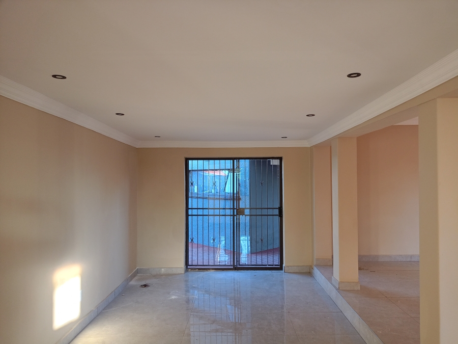 3 Bedroom Property for Sale in Sonland Park Gauteng