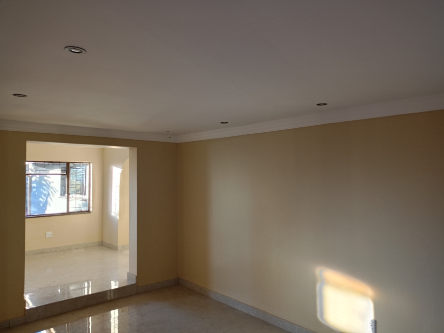 3 Bedroom Property for Sale in Sonland Park Gauteng
