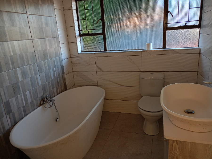 3 Bedroom Property for Sale in Sonland Park Gauteng