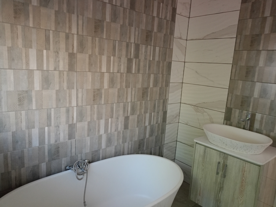 3 Bedroom Property for Sale in Sonland Park Gauteng