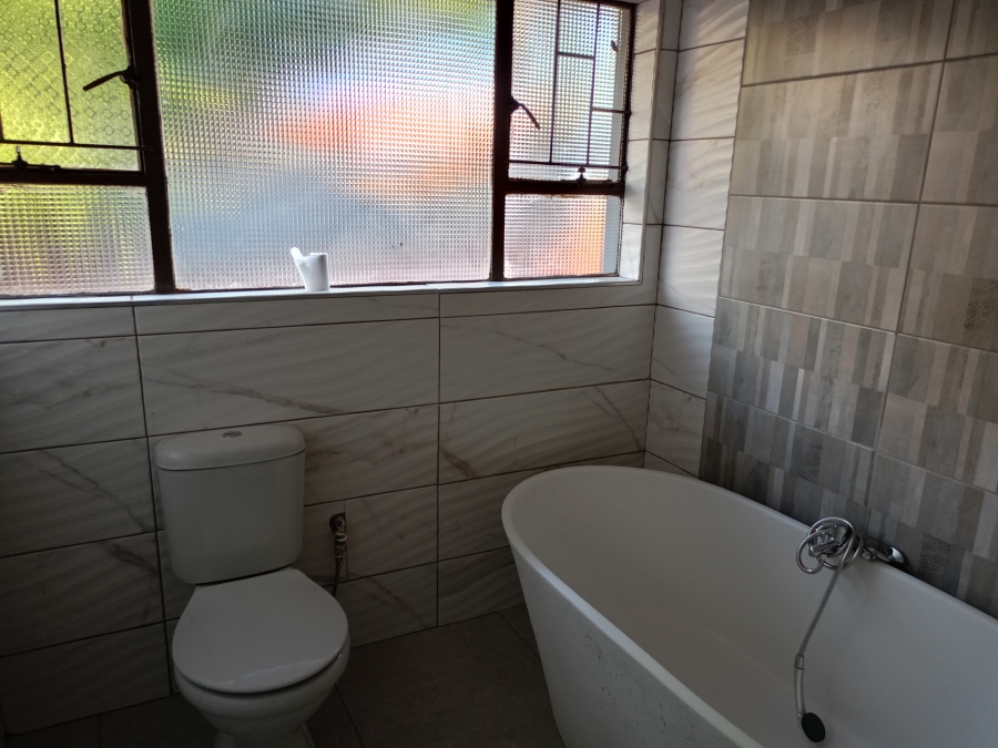 3 Bedroom Property for Sale in Sonland Park Gauteng